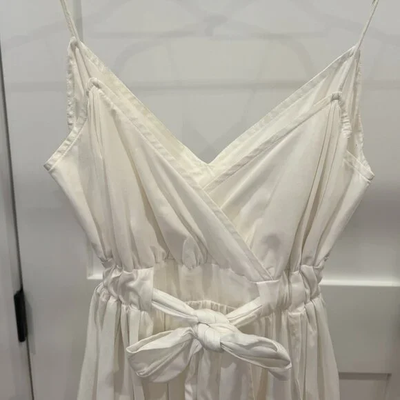 Diane Von Furstenberg White Faux Wrap Dress w/ Tie Waist, Size 6 - Picture 2 of 8